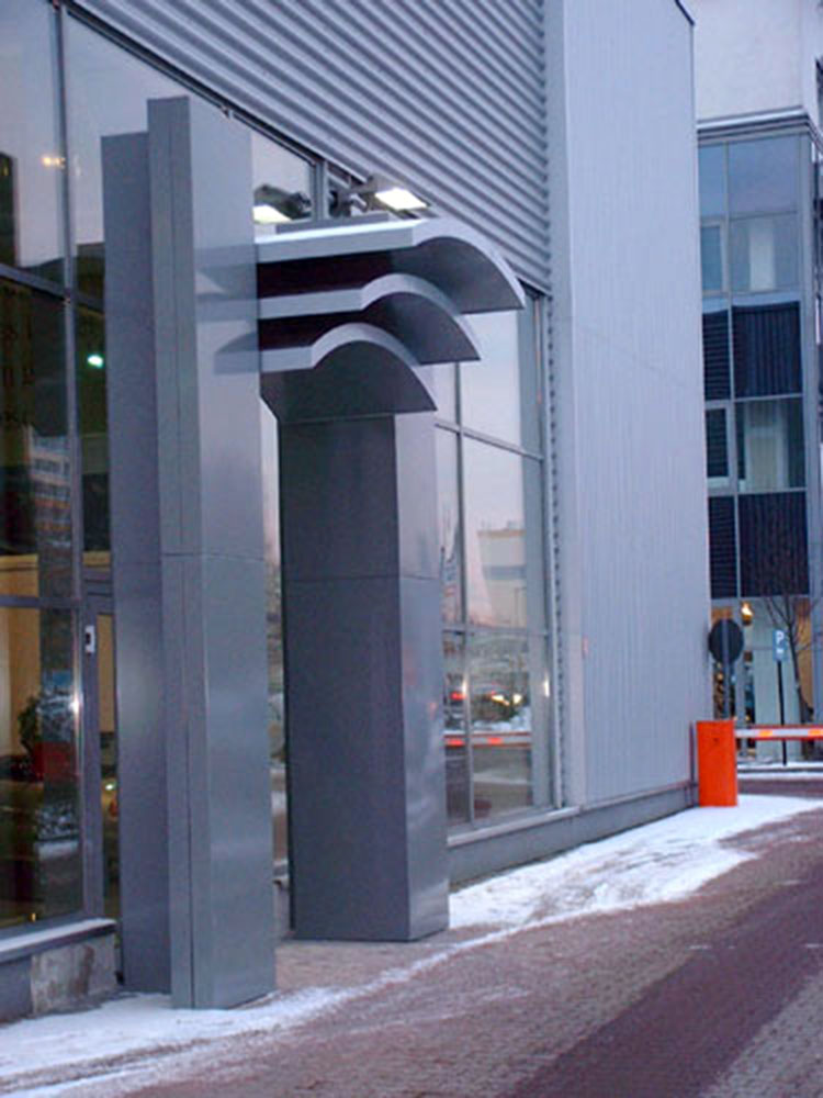 BV：Chrysler Mercedes Benz · Rhinstraße 100 · 10135 Berlin‑Lichtenberg